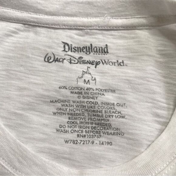 Disney Magic Kingdom Tee Size M - Picture 4 of 5